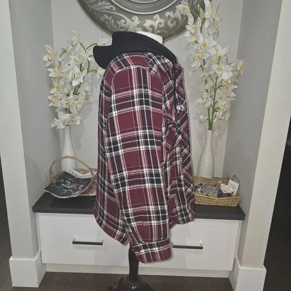 Men's Plaid Jacket - Picture 2 of 10